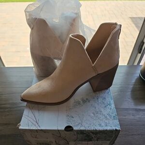 Boots Light Beige Pointed Ankle Booties with Block Heel